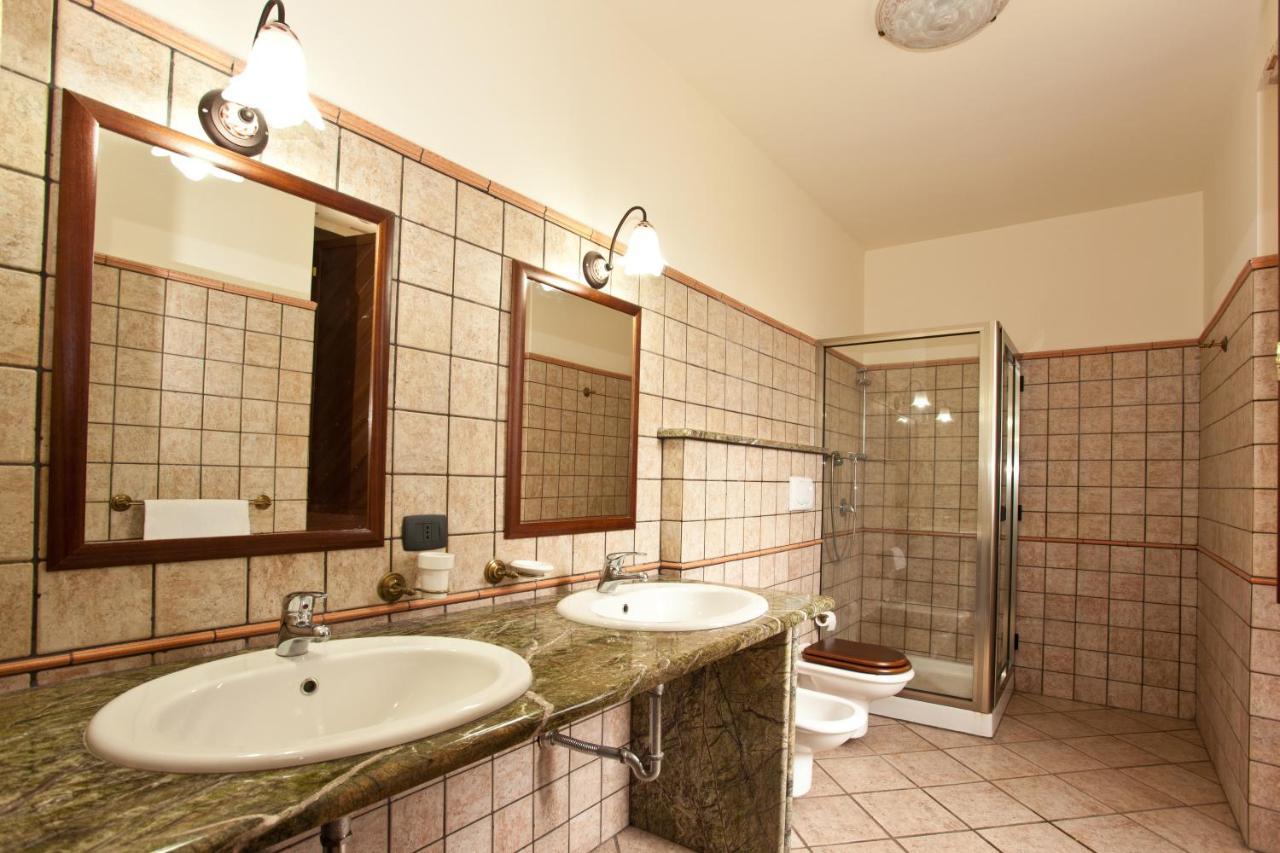 リポスト Le Grotte Bed & Breakfast エクステリア 写真