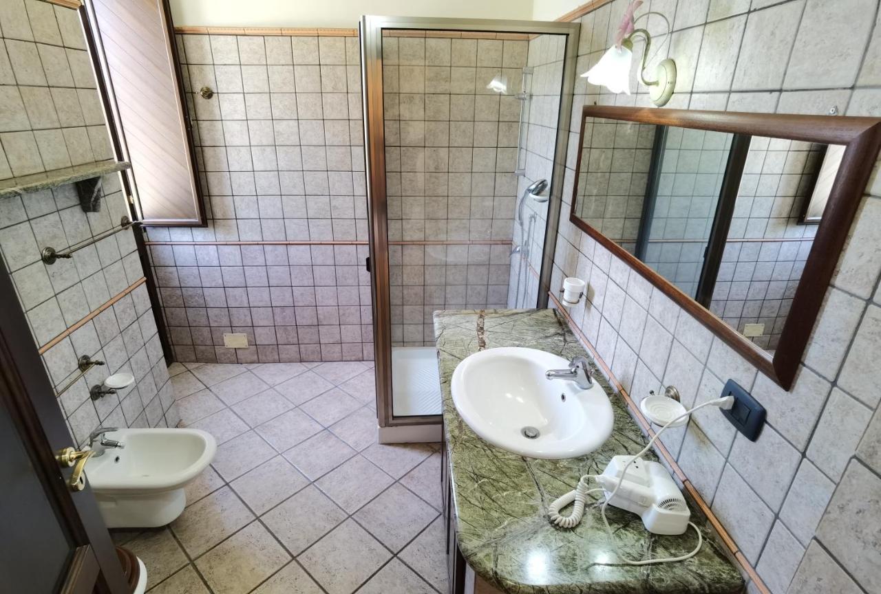 リポスト Le Grotte Bed & Breakfast エクステリア 写真
